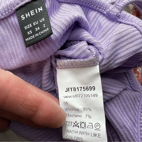 Shein V-Neck Ribbed Tank & Ditsy Floral Ruffle Crop Top - Picture 4 of 4